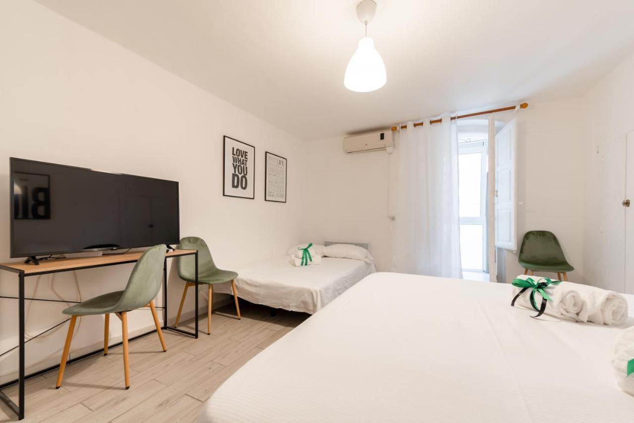Functional & Central Flat With Netflix Bari Exterior foto