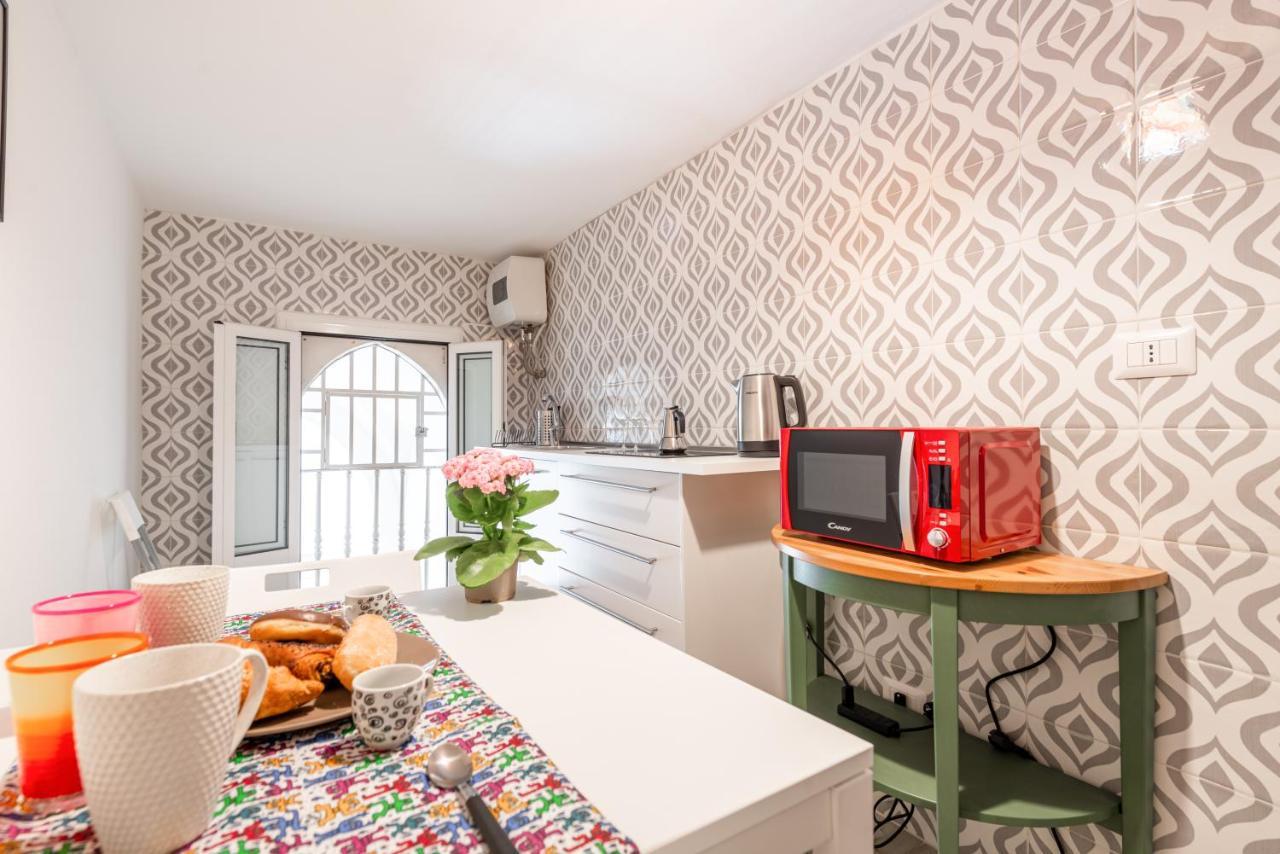 Functional & Central Flat With Netflix Bari Exterior foto
